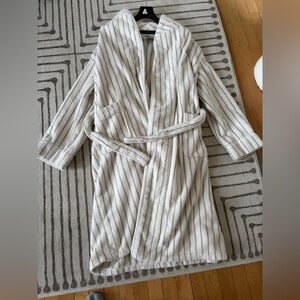 Cozy Earth Striped Beige and White Robe
